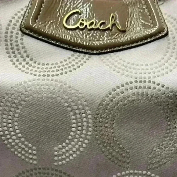 COACH Ashley Signature Tote/Hobo/Satchel Bag in Cream and Taupe - Picture 2 of 12